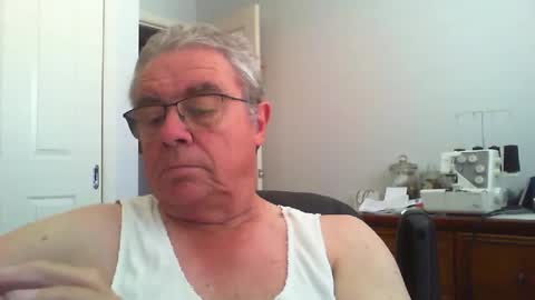 Snapshot of skipper1970 chatting on 01/09/26, 03:31 Skipper1970 online show from 01/09/26, 03:31