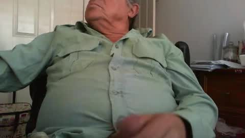 Snapshot of skipper1970 chatting on 07/09/26, 05:44 Skipper1970 online show from 07/09/26, 05:44
