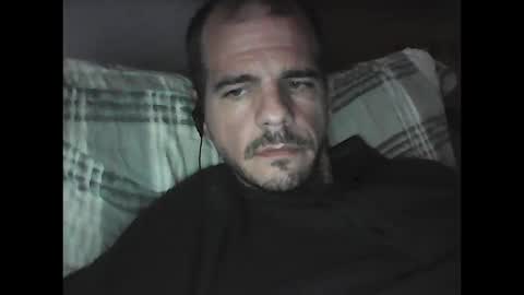 Snapshot of skippy6988 chatting on 10/11/25, 07:34 Easy-E online show from 10/11/25, 07:34