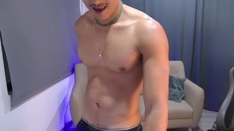 Snapshot of skull_prospect chatting on 04/20/26, 03:42 Liam Vokov online show from 04/20/26, 03:42