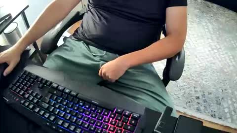 Snapshot of skullcandyyyy chatting on 03/17/26, 07:12 skullcandyyyy online show from 03/17/26, 07:12