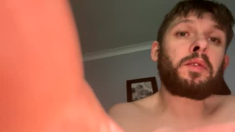 Snapshot of skuzzy25 chatting on 12/21/24, 09:23 skuzzy25 online show from 12/21/24, 09:23