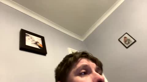 Snapshot of skuzzy25 chatting on 01/10/25, 02:25 skuzzy25 online show from 01/10/25, 02:25