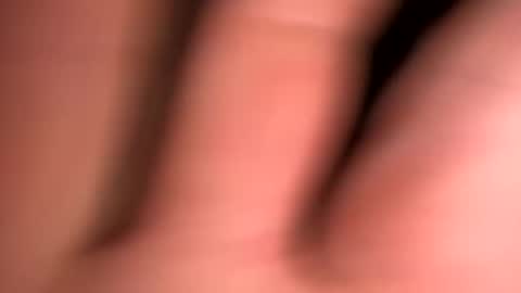 Snapshot of skuzzy25 chatting on 02/22/25, 05:35 skuzzy25 online show from 02/22/25, 05:35