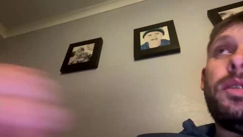 skuzzy25 online show from 05/03/26, 03:01