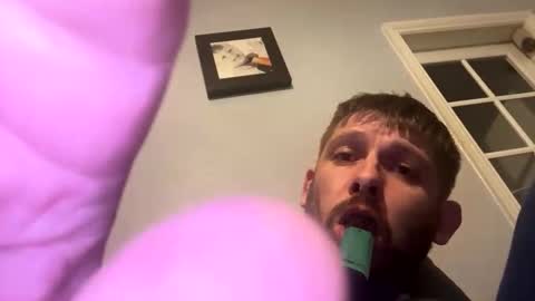 skuzzy25 online show from 05/07/26, 08:25