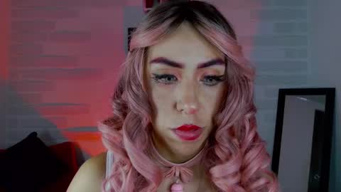 Snapshot of sky_girl1 chatting on 01/12/25, 08:14 Mile online show from 01/12/25, 08:14
