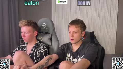 sky_hunter online show from 05/15/26, 04:03