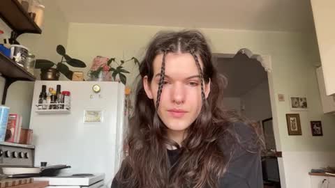 sky lounge online show from 04/08/26, 06:52