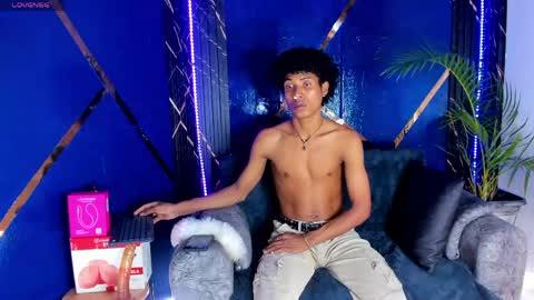 sky_walkerss online show from 06/07/26, 06:44