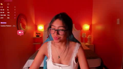 S O F I  online show from 12/03/25, 01:53