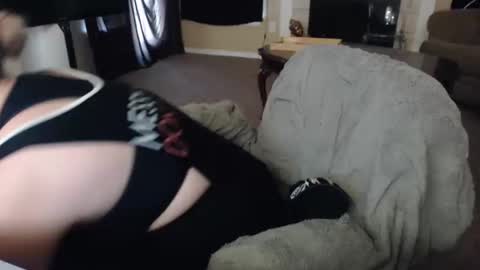 SKYLE   online show from 09/14/25, 07:35