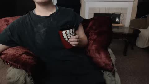 SKYLE   online show from 11/03/25, 10:42