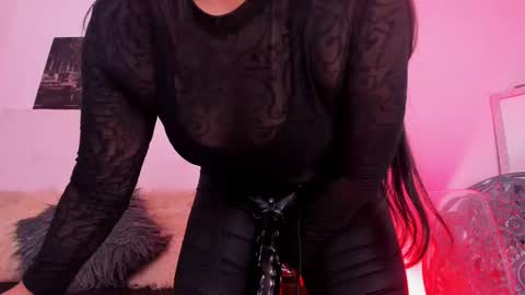 skydarkblue online show from 02/03/25, 05:40