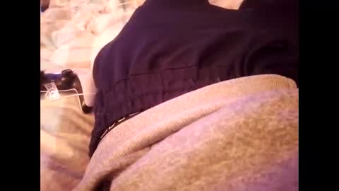 skyfalltoyou online show from 10/04/25, 02:09