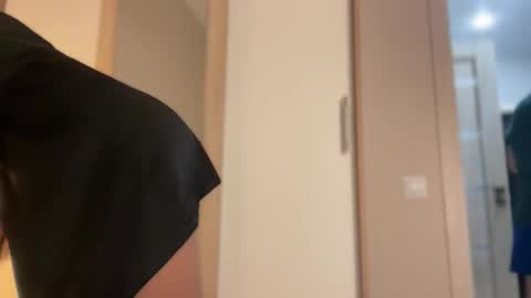 Snapshot of skyffi chatting on 10/14/25, 09:26 GARRY AND SOPHIA online show from 10/14/25, 09:26