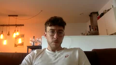 skyisthelimit1995 online show from 09/14/25, 09:41