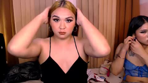 skylarvox_ online show from 03/04/25, 05:13