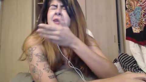 Skyler online show from 02/10/25, 02:41