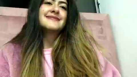 Skyler online show from 10/18/25, 02:36