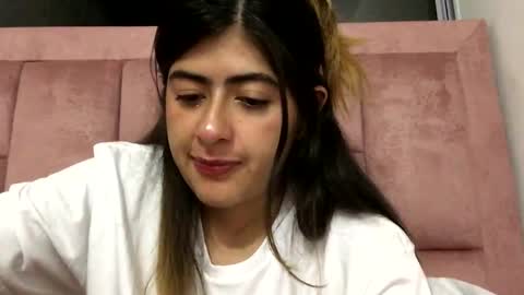 Skyler online show from 11/06/25, 02:12