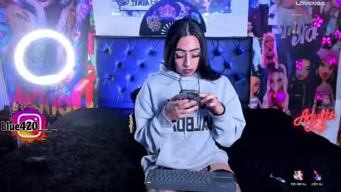 blue online show from 06/05/26, 02:29