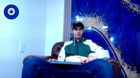 Snapshot of skyler_wild chatting on 05/22/26, 11:43 Skyler online show from 05/22/26, 11:43