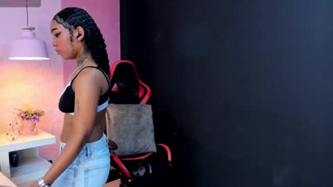 skylerbloom online show from 10/13/25, 02:22