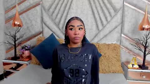 skylerbloom online show from 11/19/25, 02:33