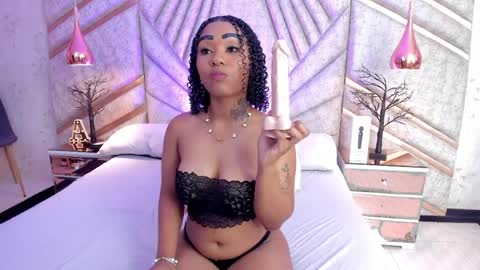 Snapshot of skylerbloom chatting on 03/30/26, 03:57 skylerbloom online show from 03/30/26, 03:57