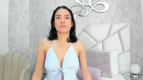 Snapshot of skylerwhite02 chatting on 01/18/26, 08:01 Skyler online show from 01/18/26, 08:01