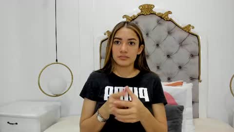 Skyler online show from 06/18/26, 03:51