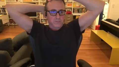 Snapshot of skyline3371 chatting on 12/16/24, 06:10 Skyline3371 online show from 12/16/24, 06:10