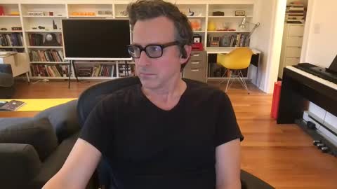 Snapshot of skyline3371 chatting on 02/23/25, 09:48 Skyline3371 online show from 02/23/25, 09:48