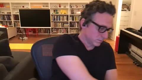 Snapshot of skyline3371 chatting on 02/22/26, 04:46 Skyline3371 online show from 02/22/26, 04:46