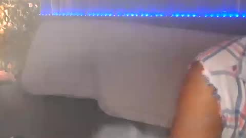 skyonetoo3 online show from 11/09/25, 01:15