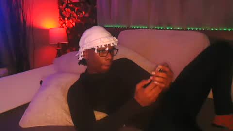 skyonetoo3 online show from 12/13/25, 10:59