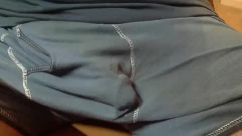 Snapshot of skypylot chatting on 12/12/24, 03:27 ResqPylot2 online show from 12/12/24, 03:27