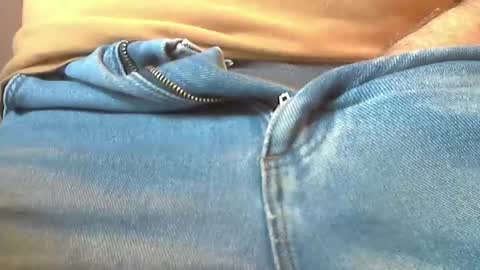 Snapshot of skypylot chatting on 03/08/25, 06:37 ResqPylot2 online show from 03/08/25, 06:37