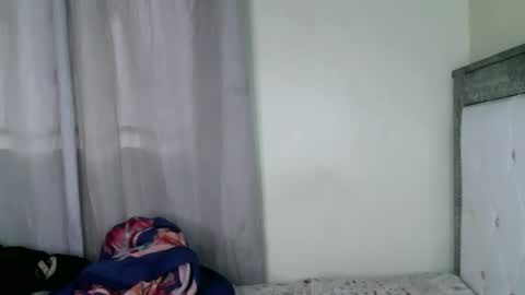 skyqueen0 online show from 10/25/25, 06:54