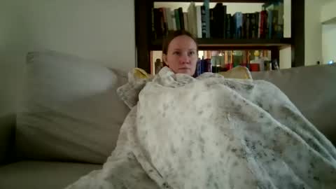 Sky Winters online show from 10/24/25, 01:40