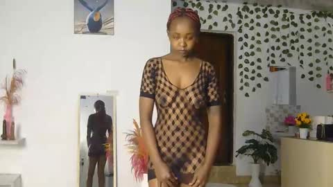 Bella online show from 06/11/26, 02:53