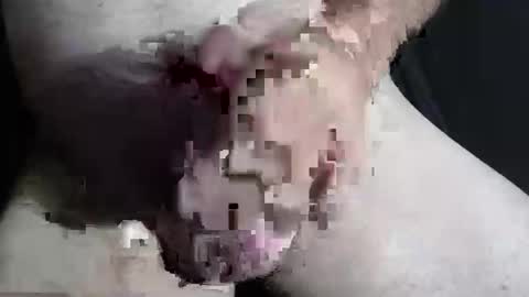 Snapshot of slash1710 chatting on 10/13/25, 09:04 Z online show from 10/13/25, 09:04