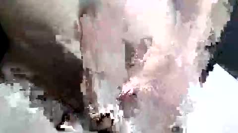 Snapshot of slash1710 chatting on 10/29/25, 09:05 Z online show from 10/29/25, 09:05