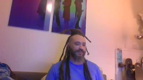 Snapshot of slashfantasy chatting on 01/16/25, 07:41 slashfantasy online show from 01/16/25, 07:41