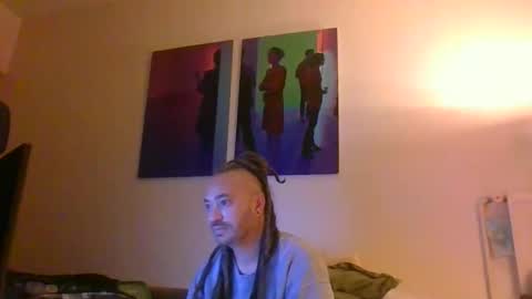 Snapshot of slashfantasy chatting on 12/01/25, 03:28 slashfantasy online show from 12/01/25, 03:28