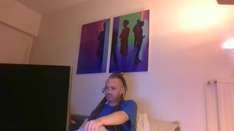 Snapshot of slashfantasy chatting on 05/11/26, 01:39 slashfantasy online show from 05/11/26, 01:39