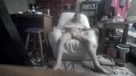 Snapshot of slavboypet chatting on 05/19/26, 09:10 slavboypet online show from 05/19/26, 09:10