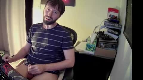 Snapshot of slave2pussy chatting on 12/16/24, 06:21 slave2pussy online show from 12/16/24, 06:21