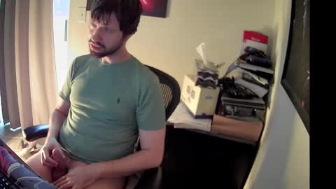 Snapshot of slave2pussy chatting on 01/04/25, 08:27 slave2pussy online show from 01/04/25, 08:27